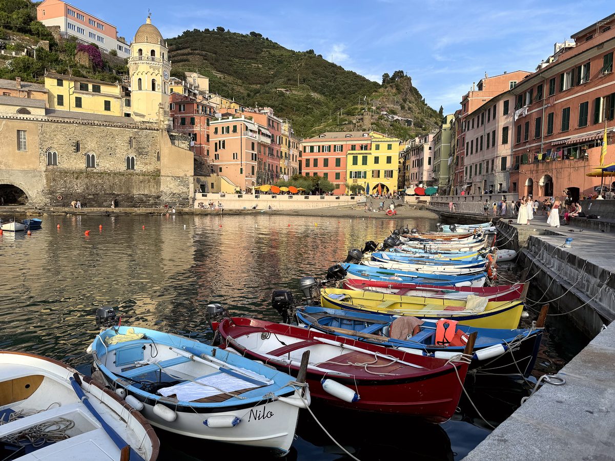 Vernazza harbor and its colorful boats