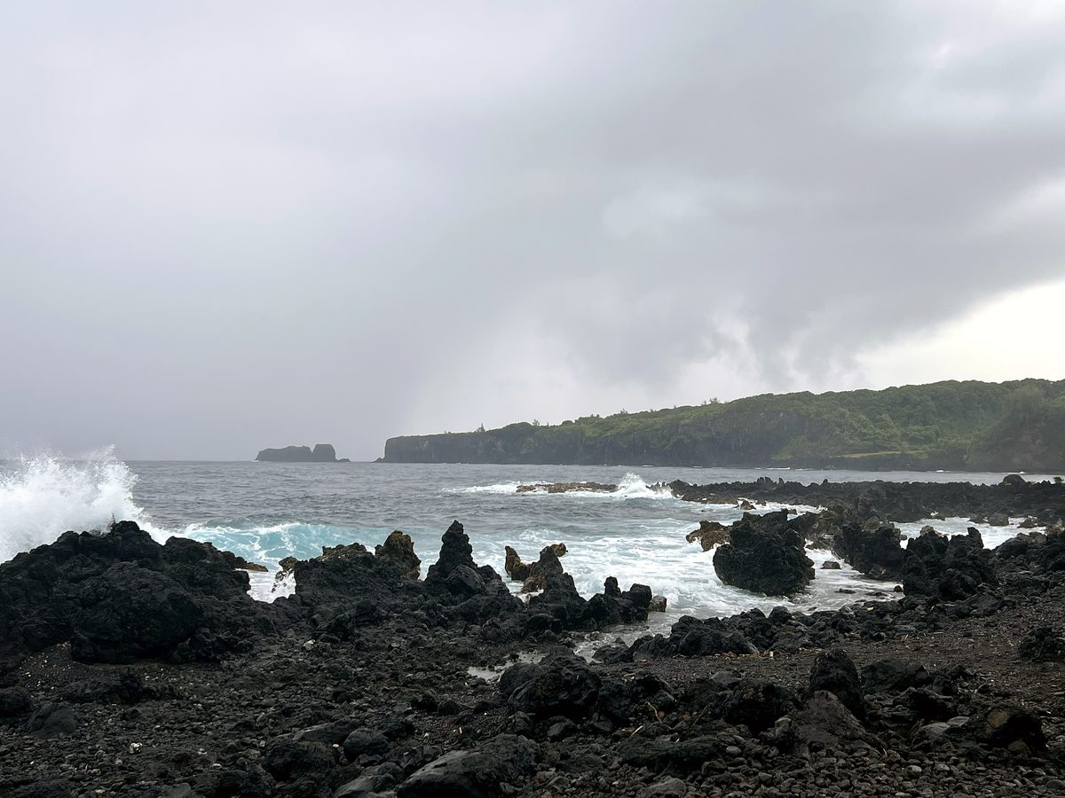 The black lava coastline near Waiʻanapanapa
