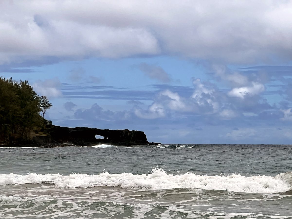 A sea arch along the Hana coast