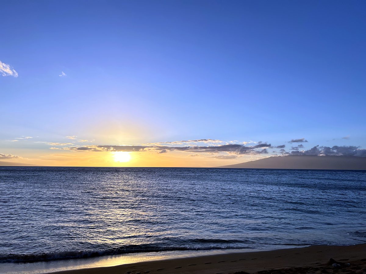 The sun going down toward Lānaʻi